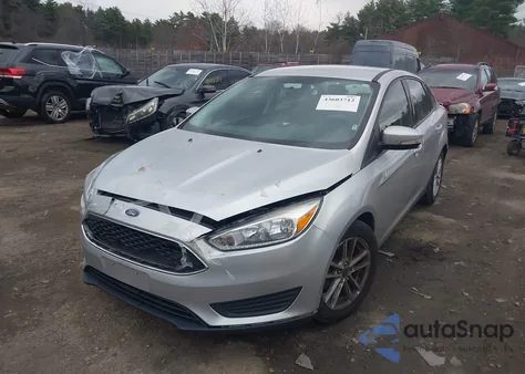 2017 Ford Focus Se z USA, uszkodzony, nr VIN 1FADP3F22HL335090